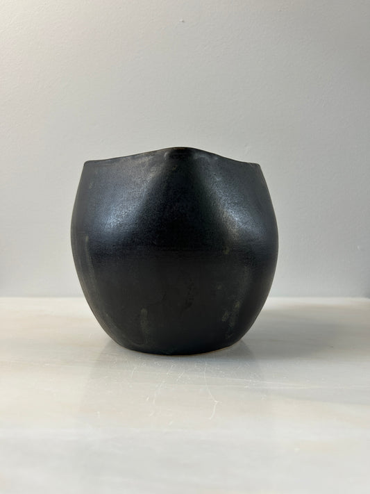 Medium Peak Vase