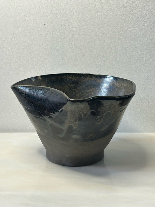 Small Twist Fruit Bowl in Anthracite