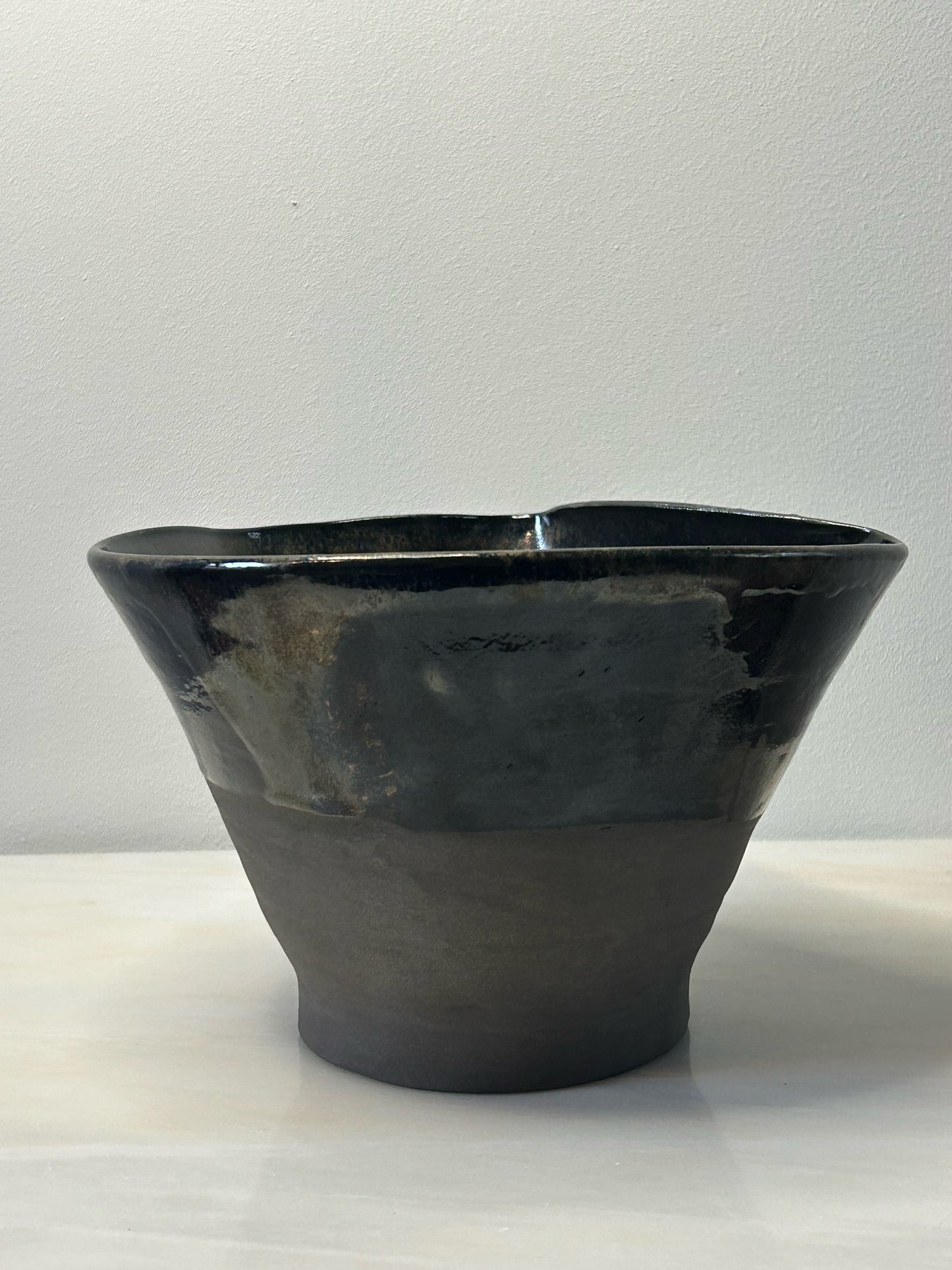 Small Twist Fruit Bowl in Anthracite